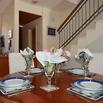 Aurora Townhouse - Complimentary Paphos Airport Transport