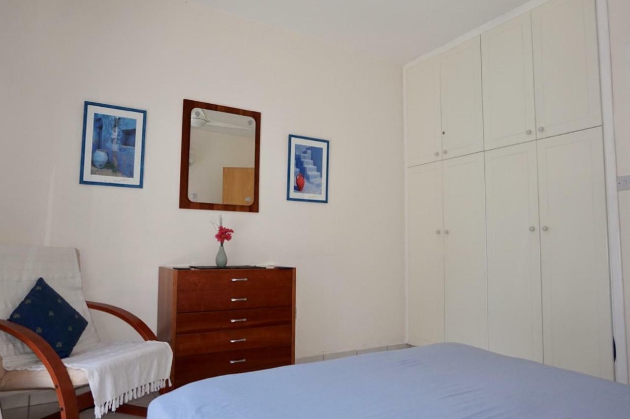 Aurora Townhouse - Complimentary Airport Transport Paphos