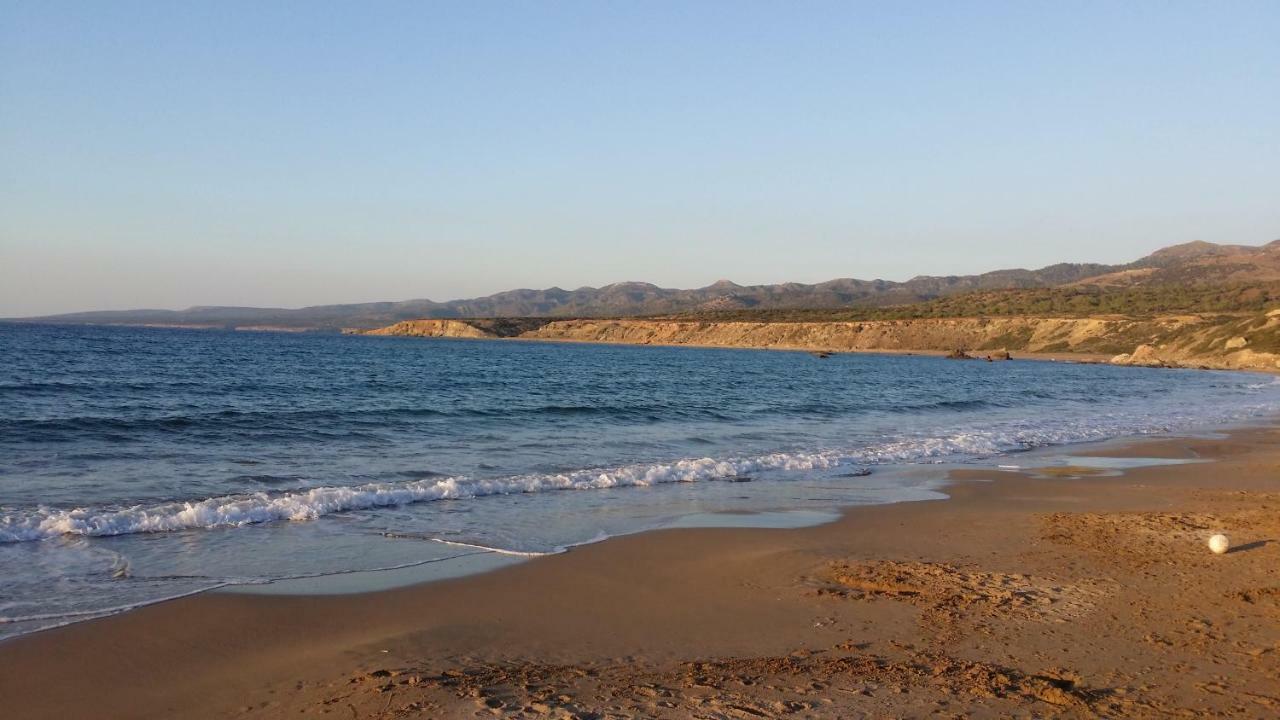 Aurora Townhouse - Complimentary Airport Transport Paphos